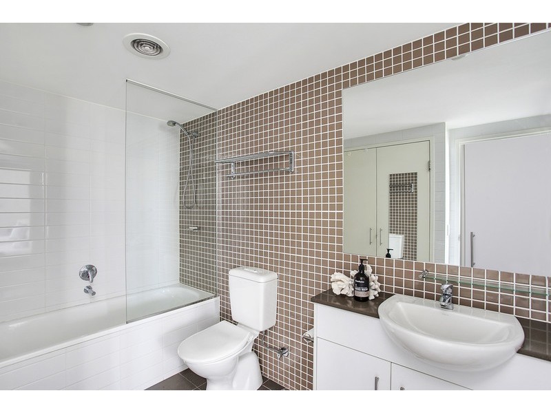 1132/1 Ocean Street, Burleigh Heads QLD 4220