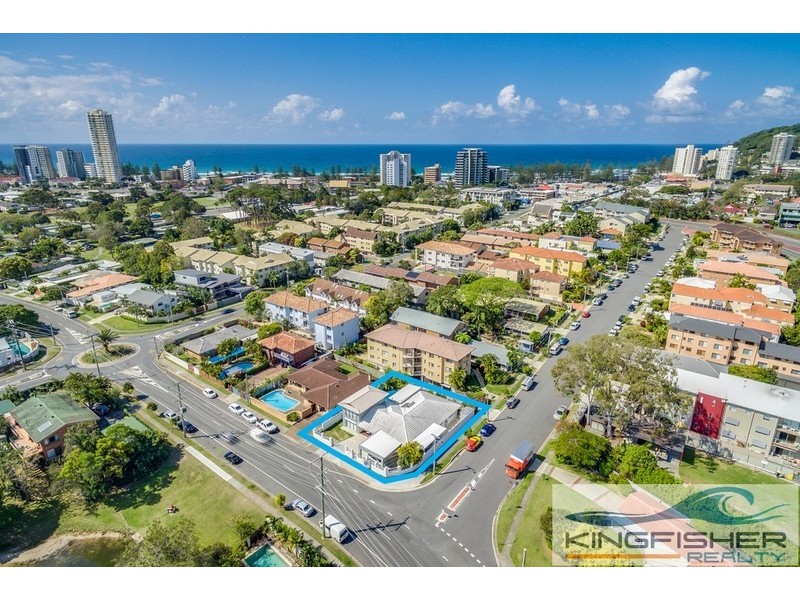 68 Acanthus Avenue, Burleigh Waters QLD 4220