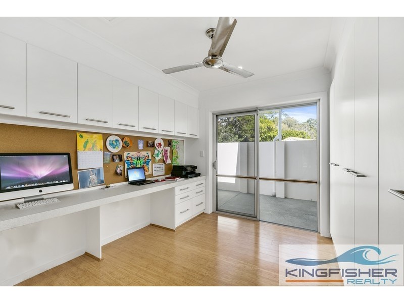 68 Acanthus Avenue, Burleigh Waters QLD 4220