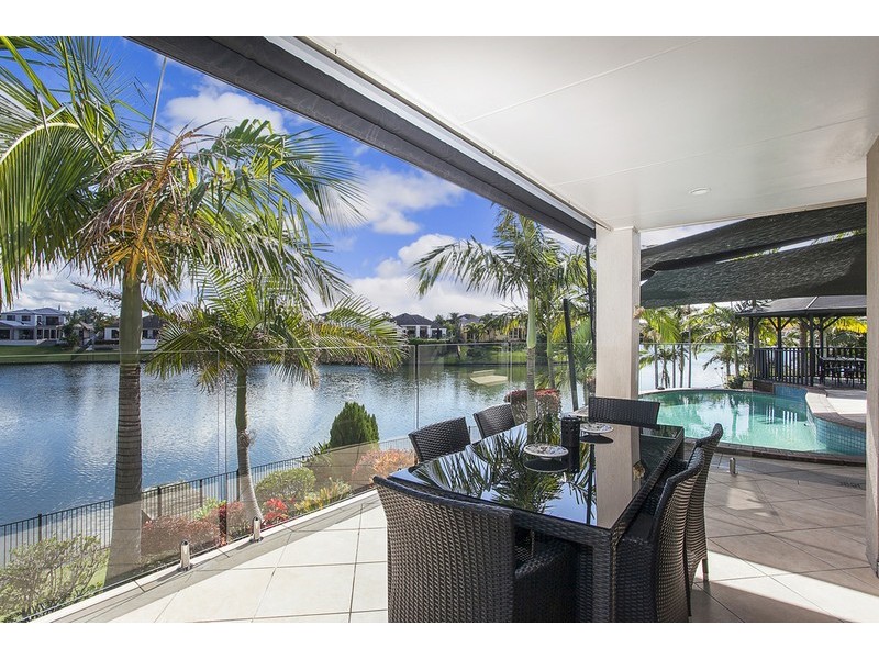 11 Crozet Court, Burleigh Waters QLD 4220