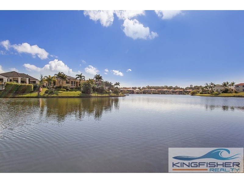 11 Crozet Court, Burleigh Waters QLD 4220