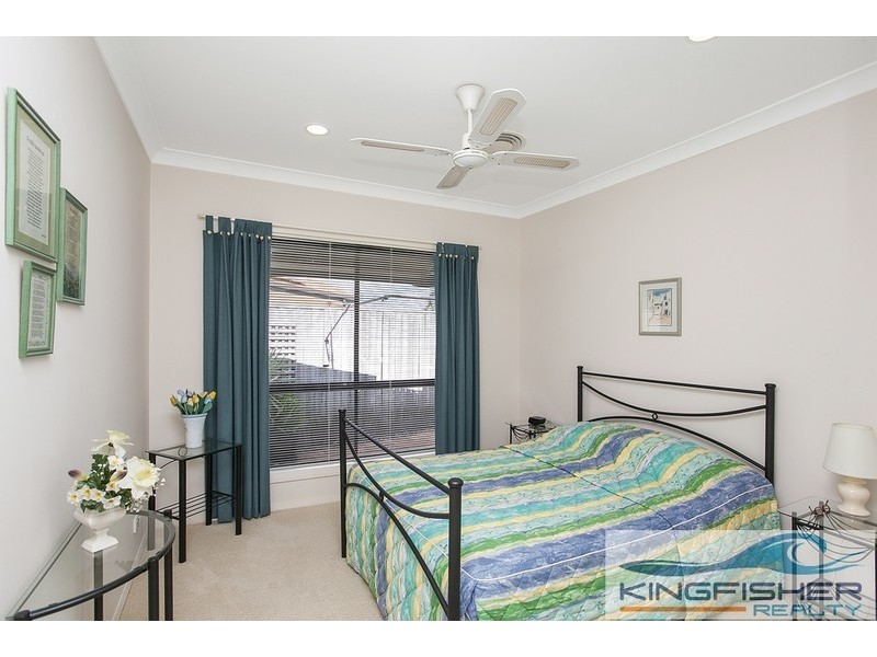 11 Crozet Court, Burleigh Waters QLD 4220