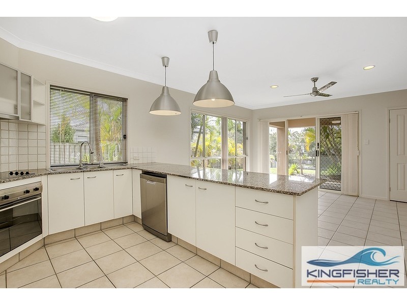 39 Gardendale Crescent, Burleigh Waters QLD 4220