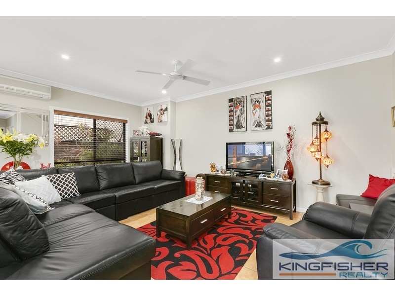 2/27 Beachcomber Court, Burleigh Waters QLD 4220