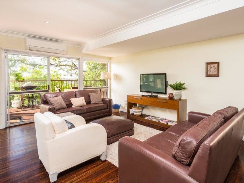 91 Hill Avenue, Burleigh Heads QLD 4220