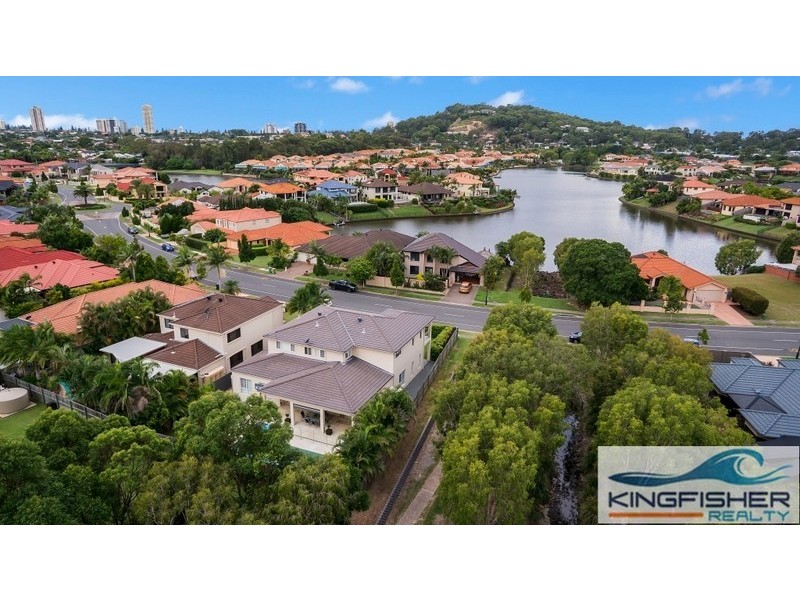111 Dunlin Drive, Burleigh Waters QLD 4220