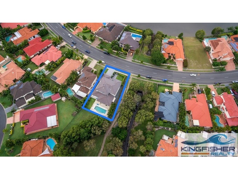 111 Dunlin Drive, Burleigh Waters QLD 4220