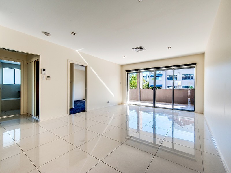 11/215 Wellington, Kangaroo Point QLD 4169