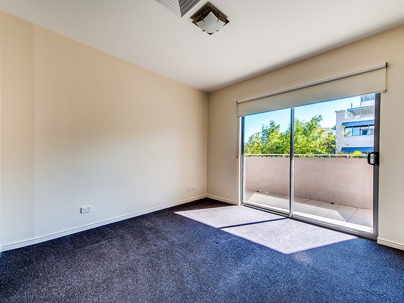 11/215 Wellington, Kangaroo Point QLD 4169