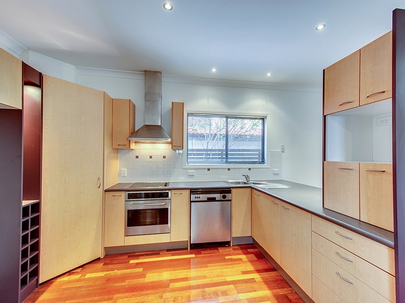 57 Riding Road, Hawthorne QLD 4171