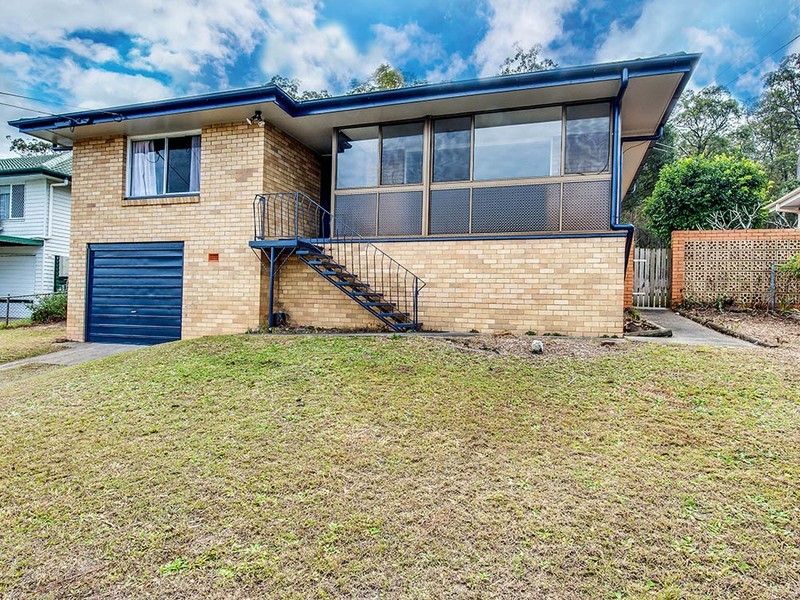 4 Meldrum Street, Nathan QLD 4111