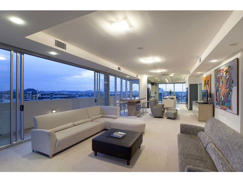 98 Thorn Street, Kangaroo Point QLD 4169