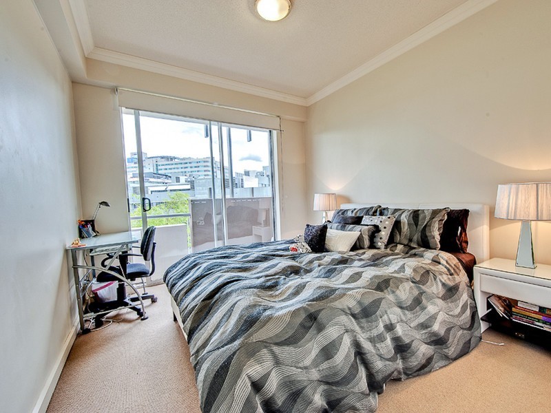 141 Campbell St, Bowen Hills QLD 4006