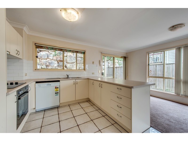 87 Russell Terrace, Indooroopilly QLD 4068