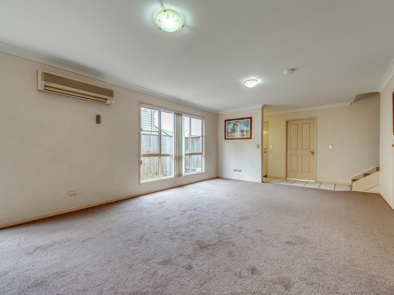87 Russell Terrace, Indooroopilly QLD 4068