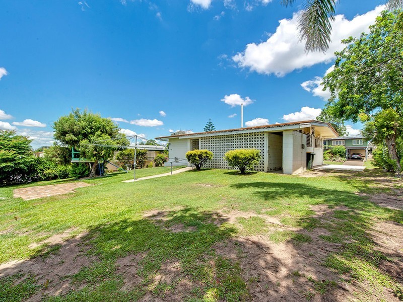 46 Kingaroy Street, Stafford Heights QLD 4053