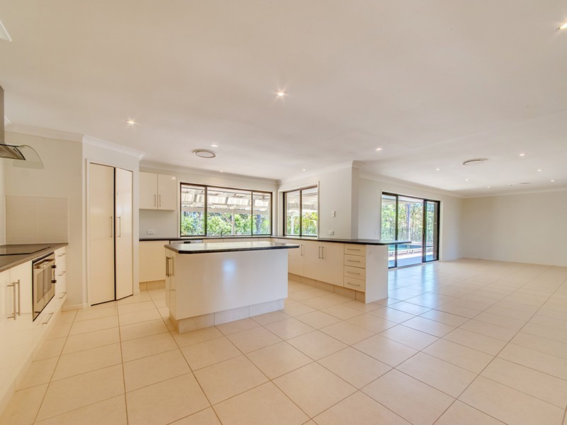 39 Bertana Dr, Mudgeeraba QLD 4213