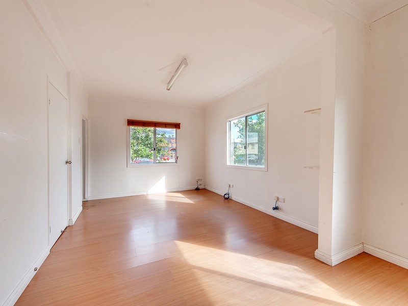 72 Meadow Avenue, Coopers Plains QLD 4108