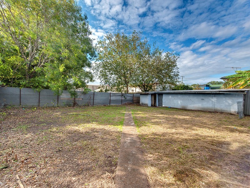 72 Meadow Avenue, Coopers Plains QLD 4108