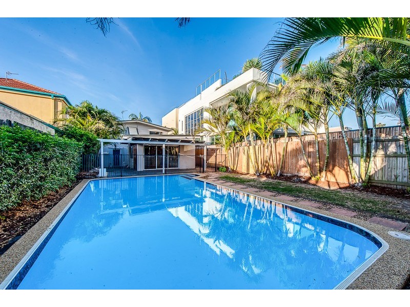 11 Alfred Street, Mermaid Beach QLD 4218