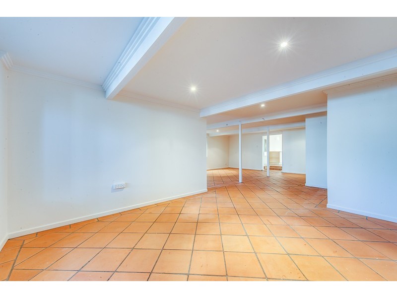 11 Alfred Street, Mermaid Beach QLD 4218