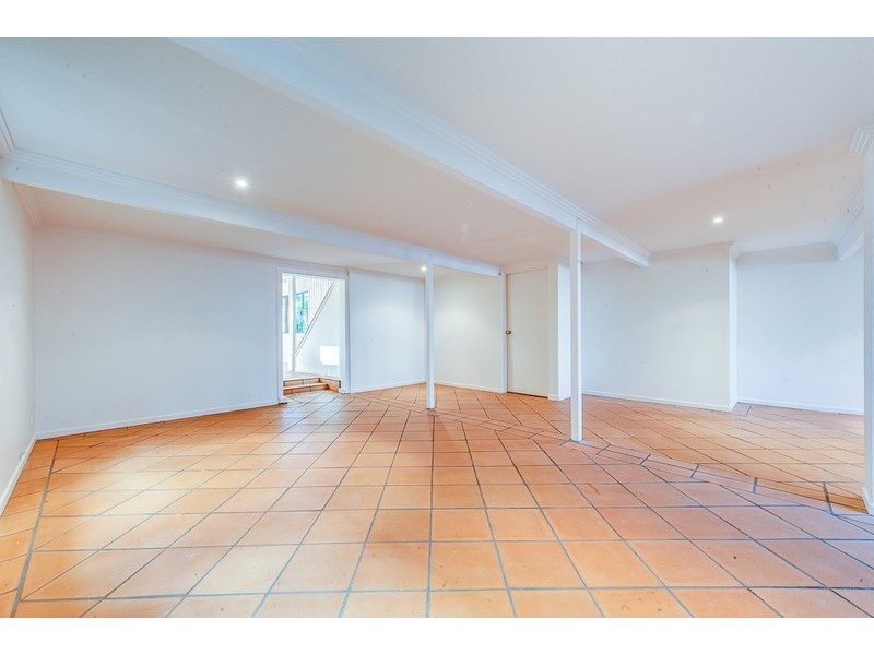 11 Alfred Street, Mermaid Beach QLD 4218