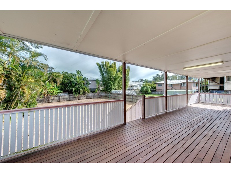 969 Oxley Road, Oxley QLD 4075