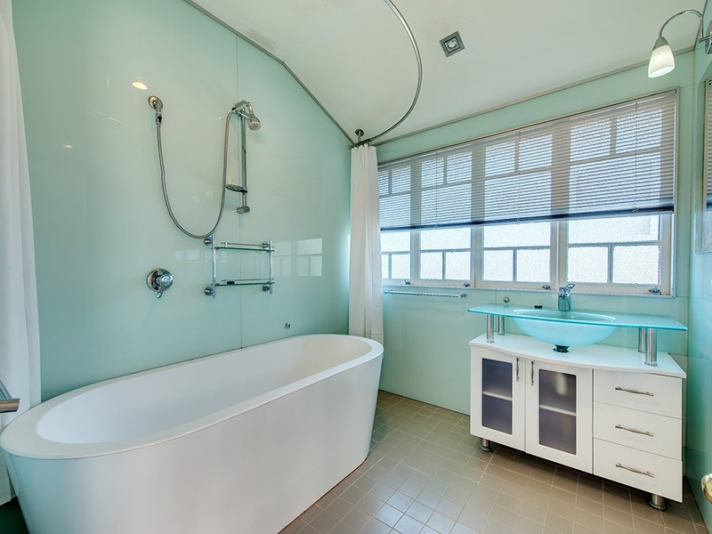 1A/284 Waterworks Road, Ashgrove QLD 4060