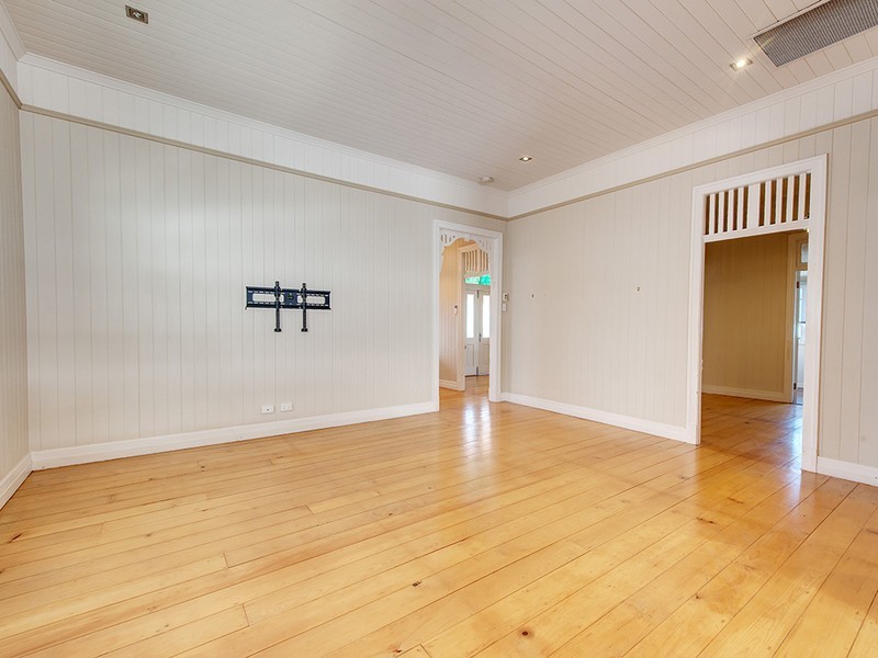 1A/284 Waterworks Road, Ashgrove QLD 4060