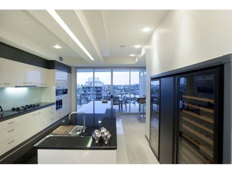 98 Thorne Street, Kangaroo Point QLD 4169