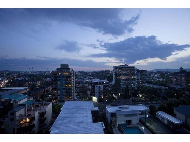 98 Thorne Street, Kangaroo Point QLD 4169