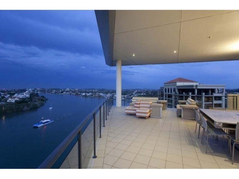 98 Thorne Street, Kangaroo Point QLD 4169