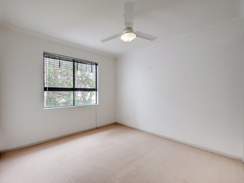 5/15 Kitchener, Coorparoo QLD 4151