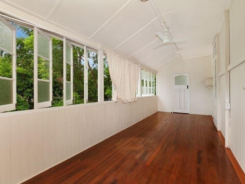 147 Honour Avenue, Chelmer QLD 4068