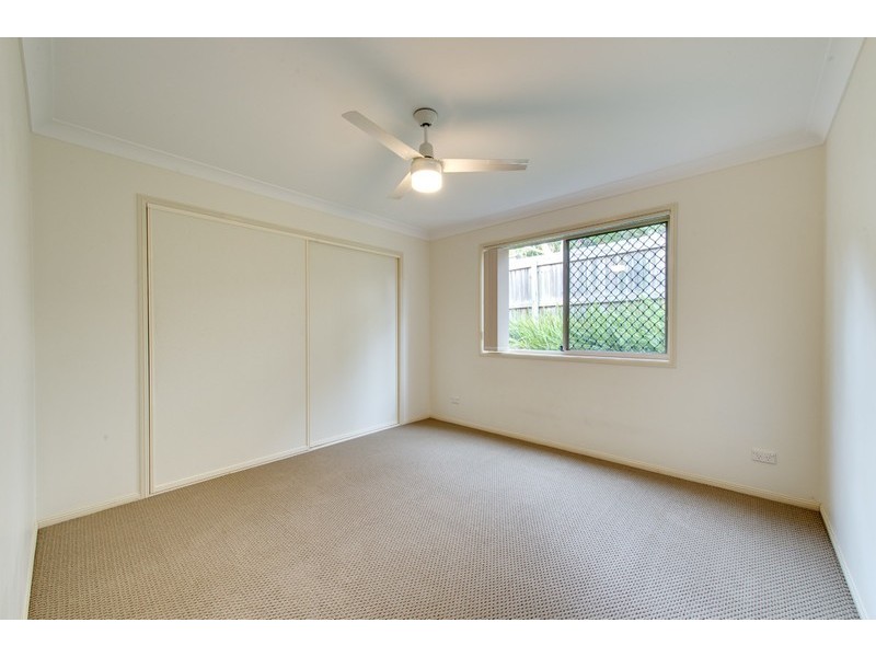 6 Hector Road, Holland Park QLD 4121