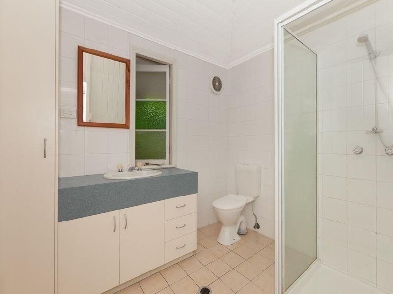 147 Honour Avenue, Chelmer QLD 4068
