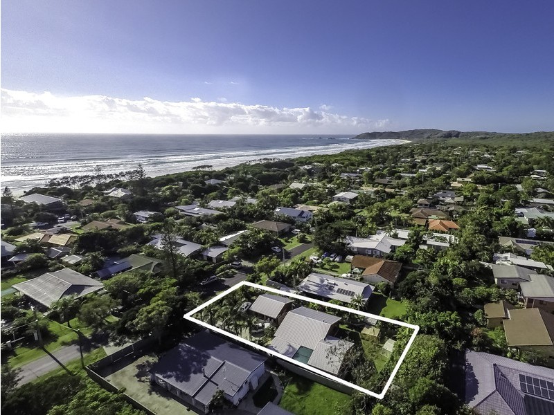 6 Brandon Street, Suffolk Park NSW 2481