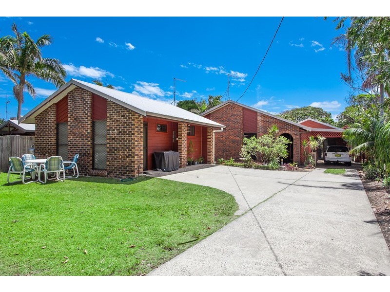 6 Brandon Street, Suffolk Park NSW 2481