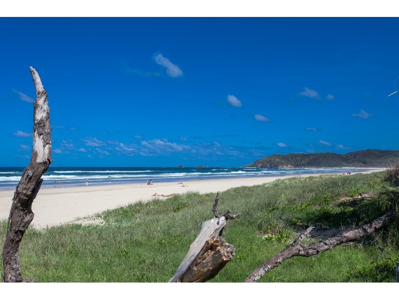 6 Brandon Street, Suffolk Park NSW 2481