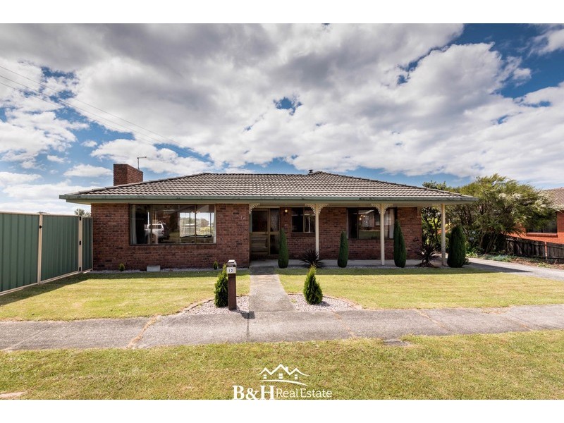 12 Flinders Avenue, West Ulverstone TAS 7315