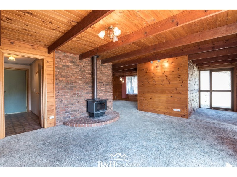 12 Flinders Avenue, West Ulverstone TAS 7315