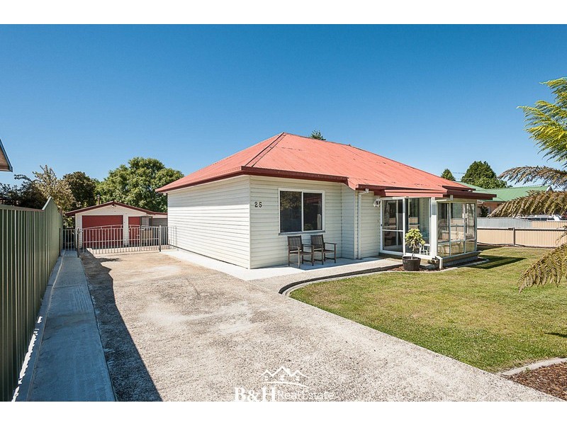 25 Waratah Crescent, East Ridgley TAS 7321