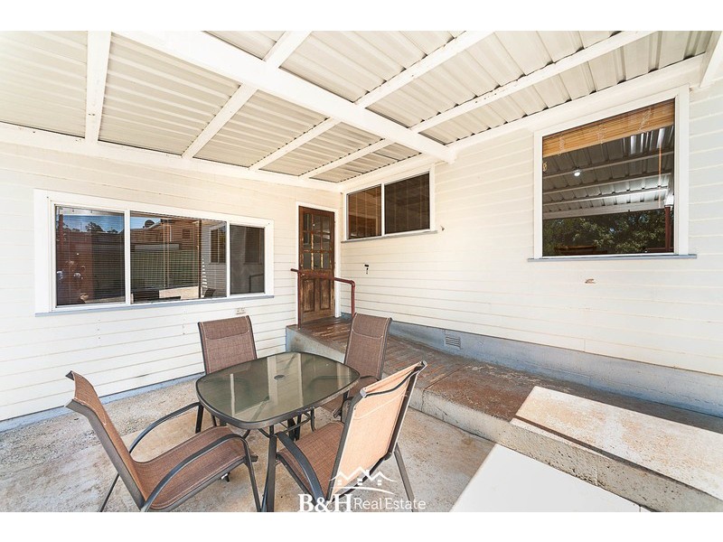 25 Waratah Crescent, East Ridgley TAS 7321