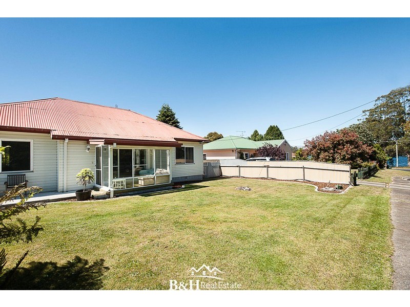 25 Waratah Crescent, East Ridgley TAS 7321