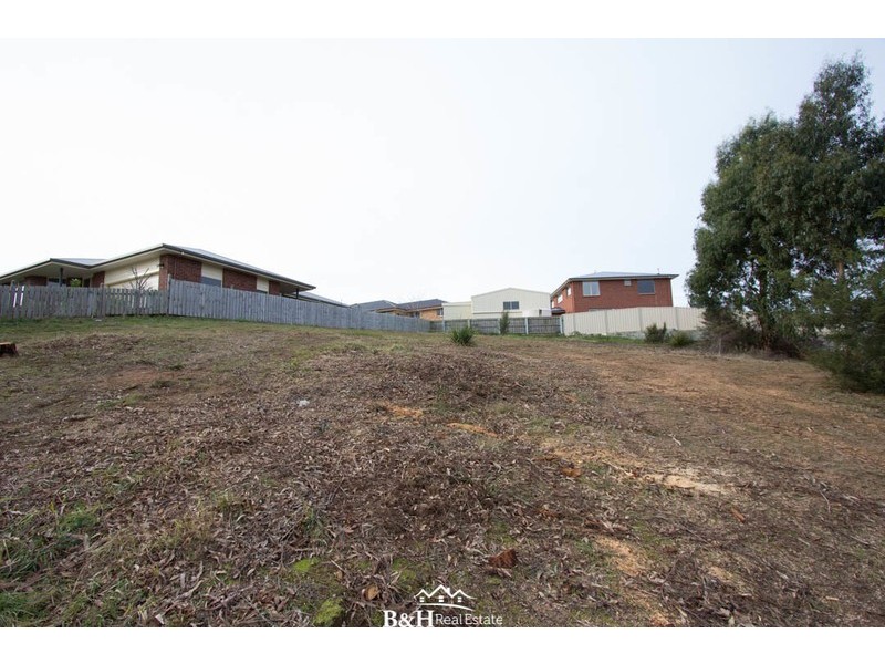 11 Wadecliff Rise, Ulverstone TAS 7315
