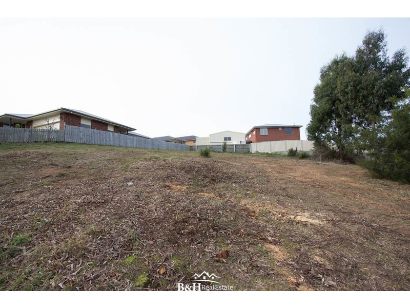 11 Wadecliff Rise, Ulverstone TAS 7315