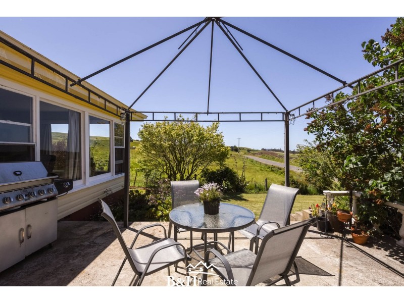 298 South Preston Road, Preston TAS 7315