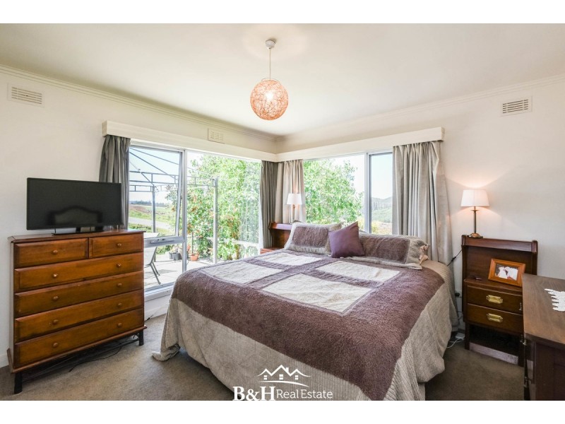 298 South Preston Road, Preston TAS 7315