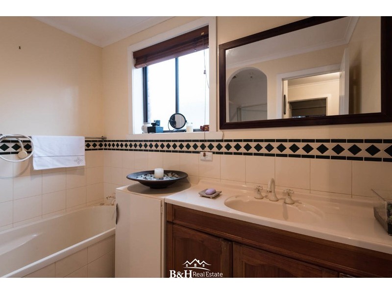 98 View Road, Montello TAS 7320