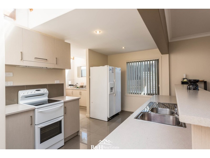 6 Harvey Street, Strahan TAS 7468